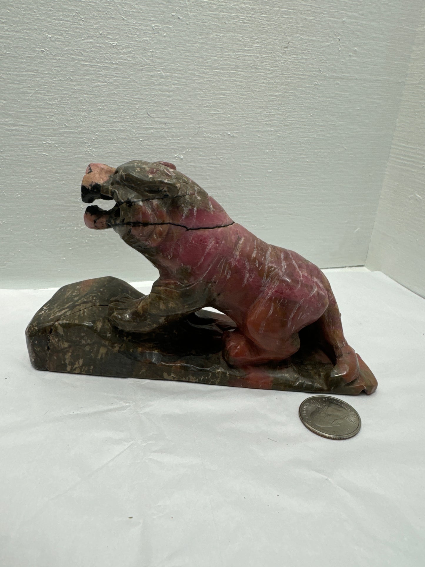 RHODONITE TIGER CARVING compassion, gratefulness, healing