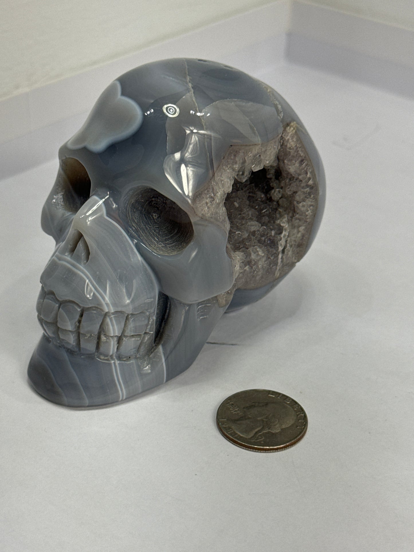 BANDED AGATE SKULL- stability, protection, balance