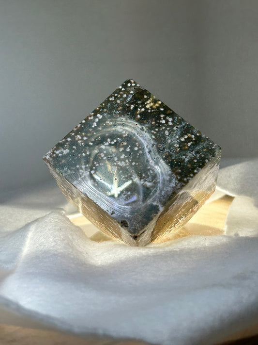 OCEAN JASPER CUBE-inner peace, emotional healing, spiritual renewal